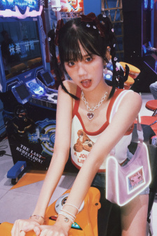 偷自亚洲欧美